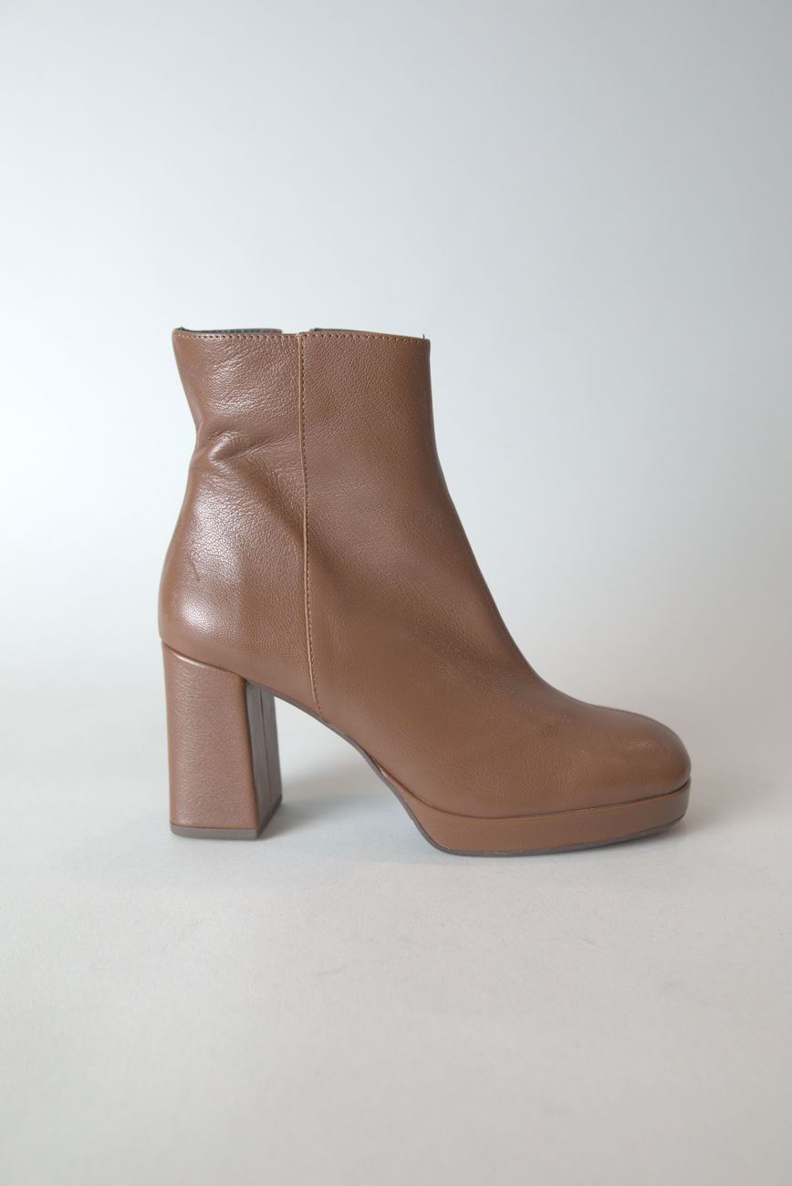 Jody Leather Platform Ankle Boots in Brown
