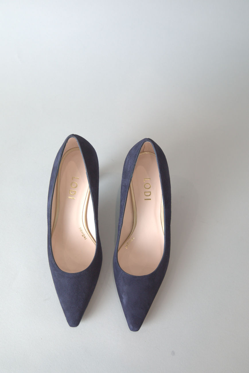 Jona Heel in Navy Suede