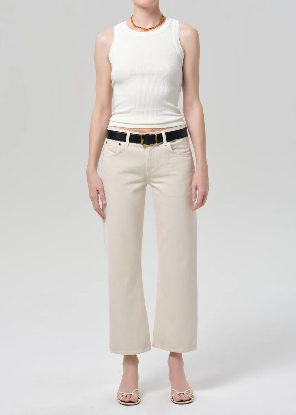 Faye Vintage Straight Jeans in Almond