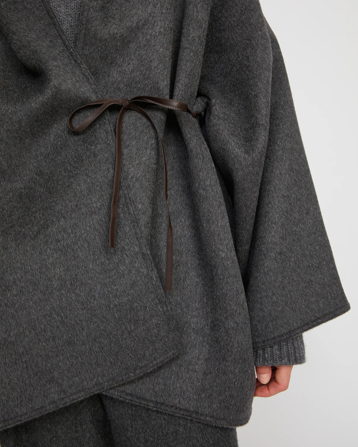 Oversized Short Coat in Double-Sided Cashmere Blend