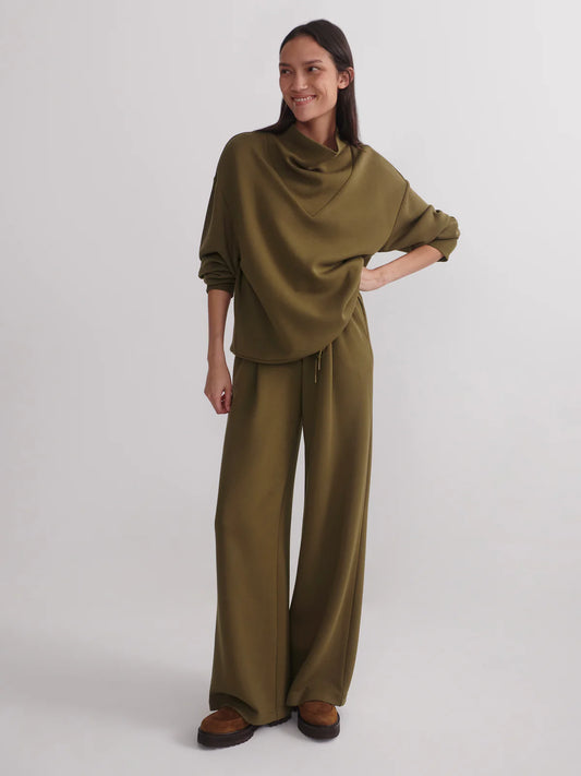 The Extra Wide Leg Pant 29.5" in Military Olive