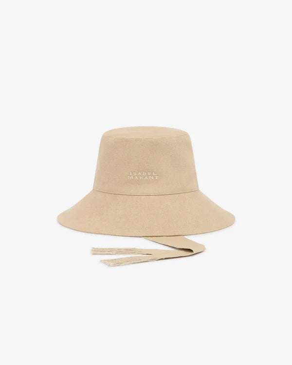 Shaley Hat in Sahara