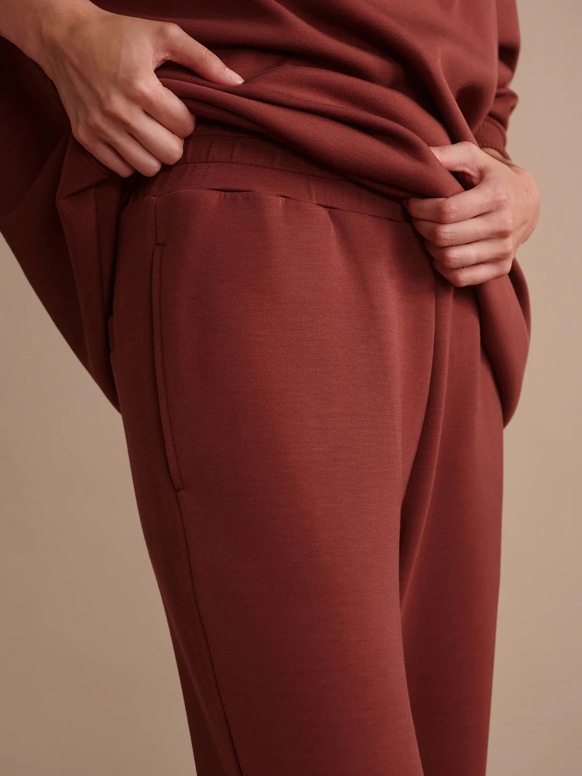The Slim Cuff Pant 25" in Cinnamon