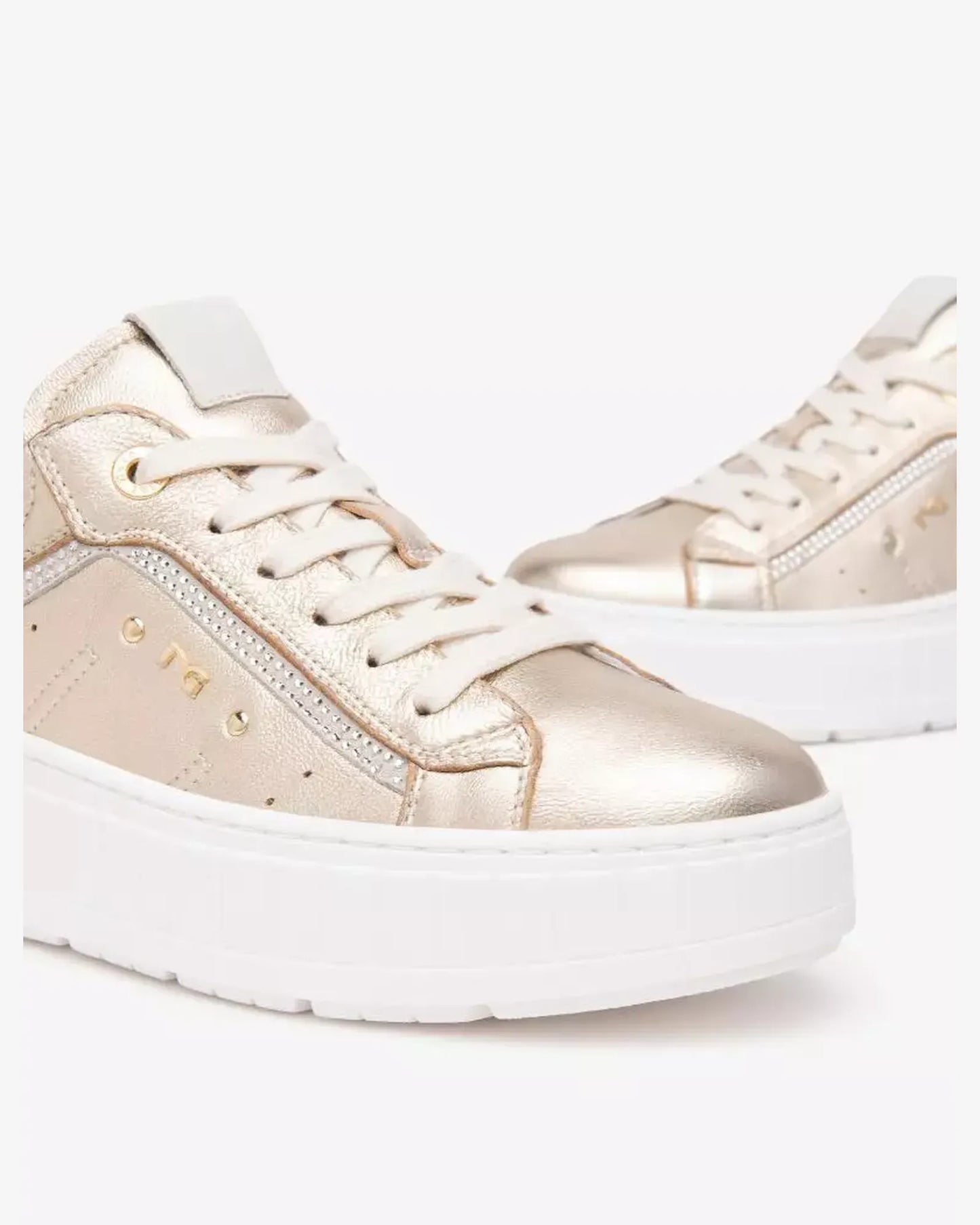 Platform Sneaker in Gold