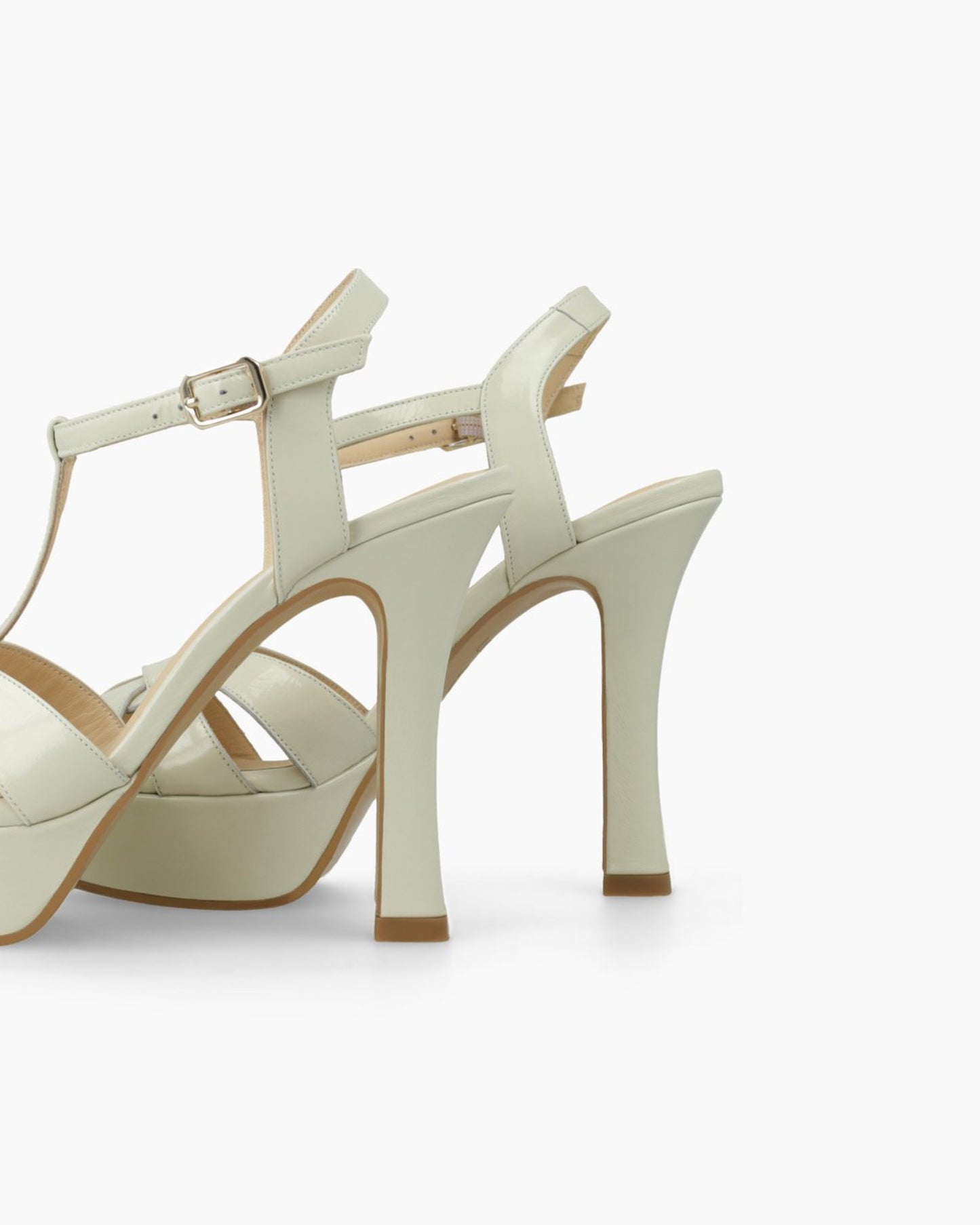 Taran Platform Sandal in Cream