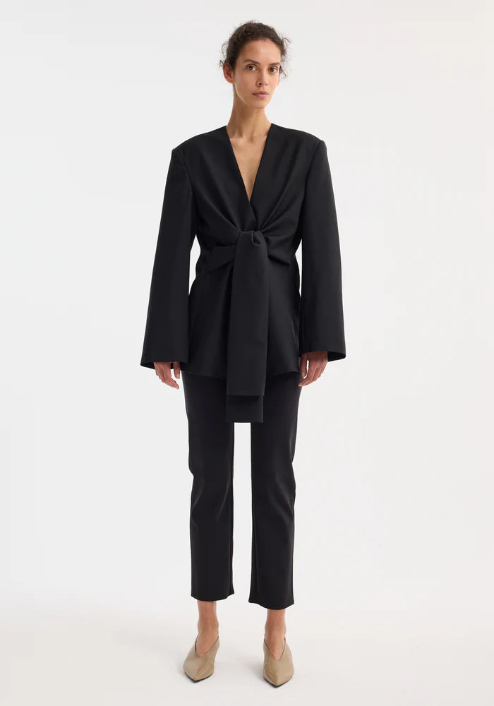 Sleeve Clinched Blazer Top in Black