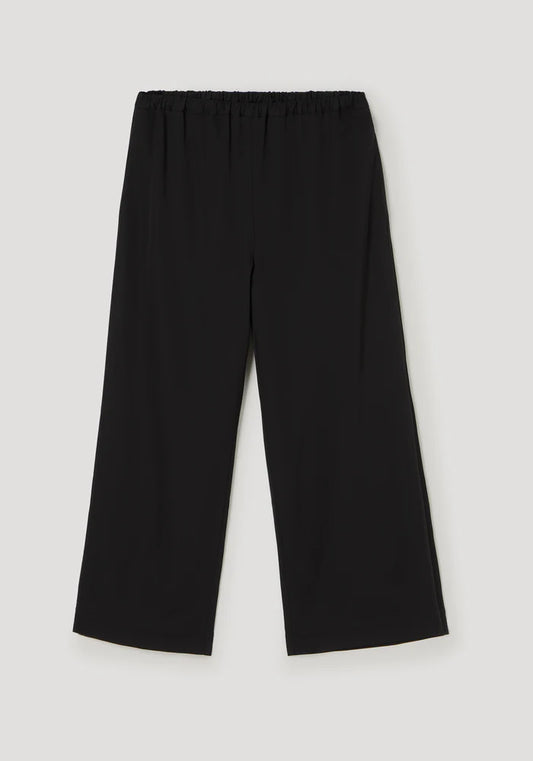 Cropped Wide Leg Trousers in Black