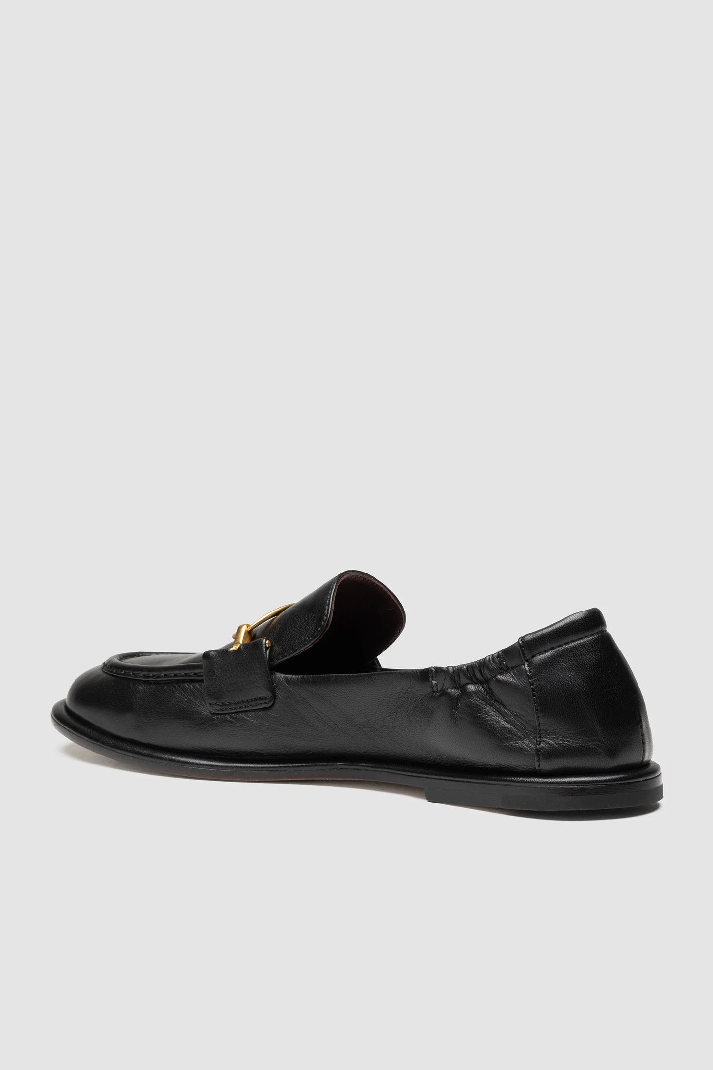 Loafer with Chain in Black