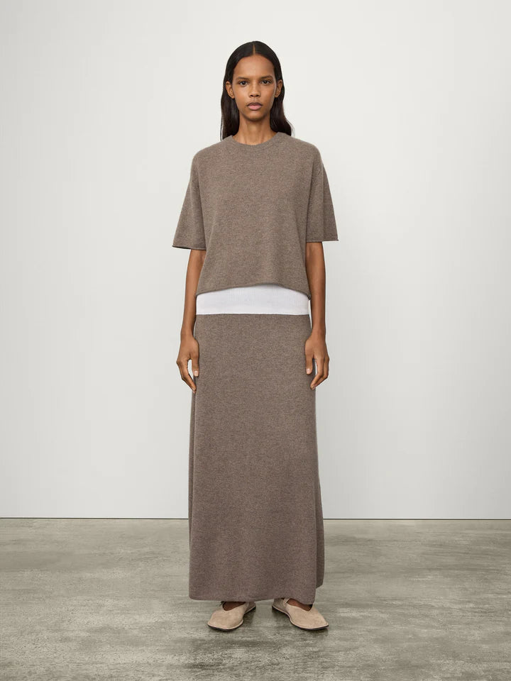 Cila T-Shirt in Truffle