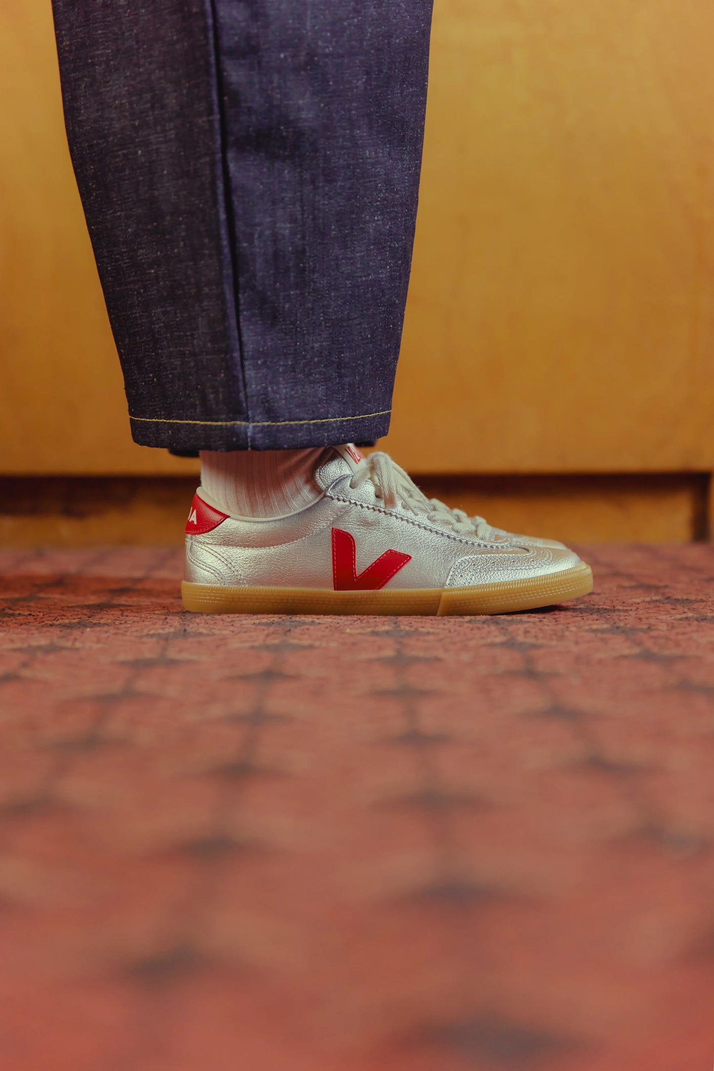 Volley Leather Silver Pepper Sneakers