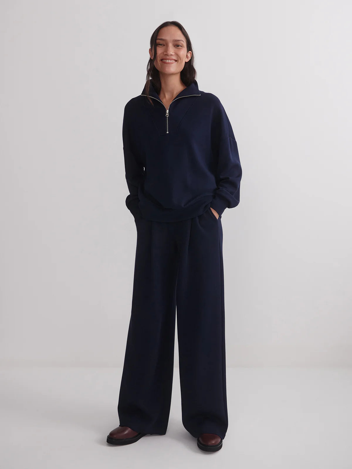 The Extra Wide Leg Pant 29.5" in Navy