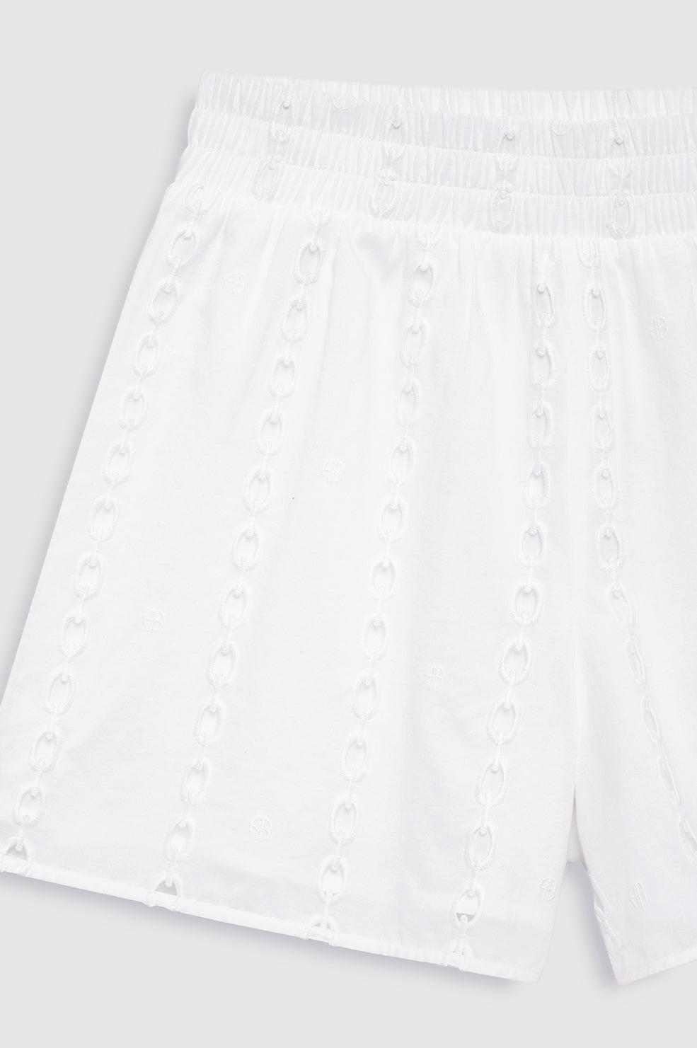 Kam Shorts in White