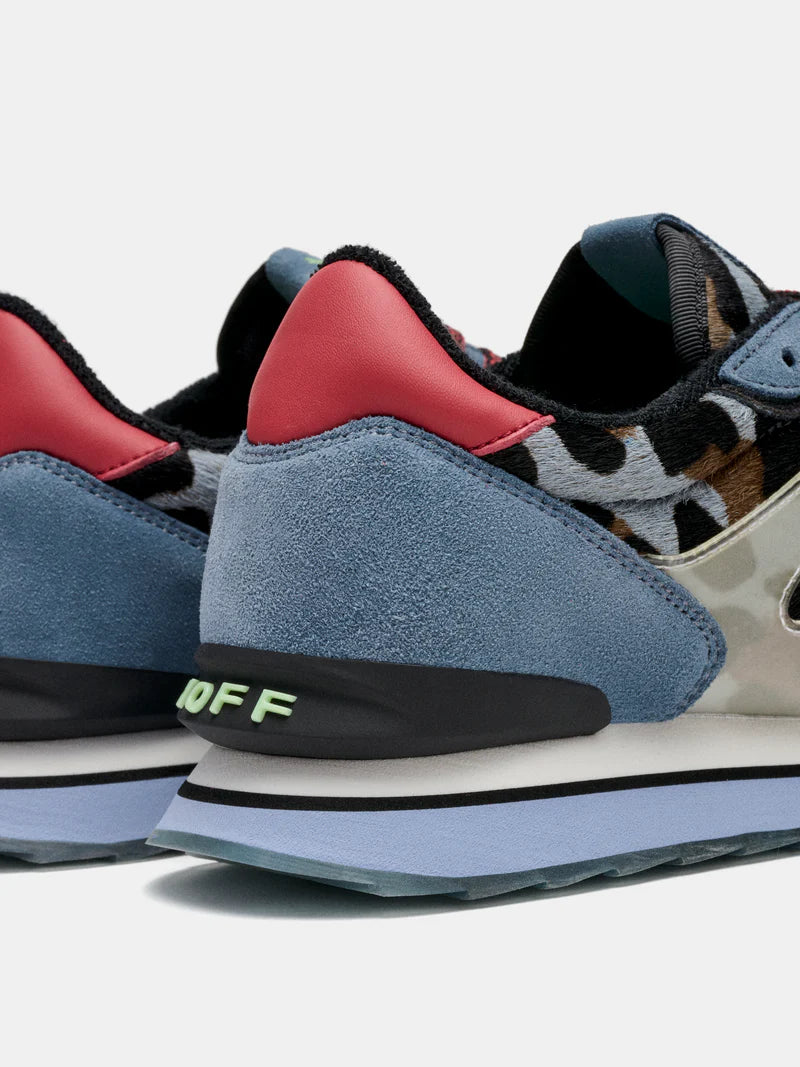 Art Sneakers in Blue