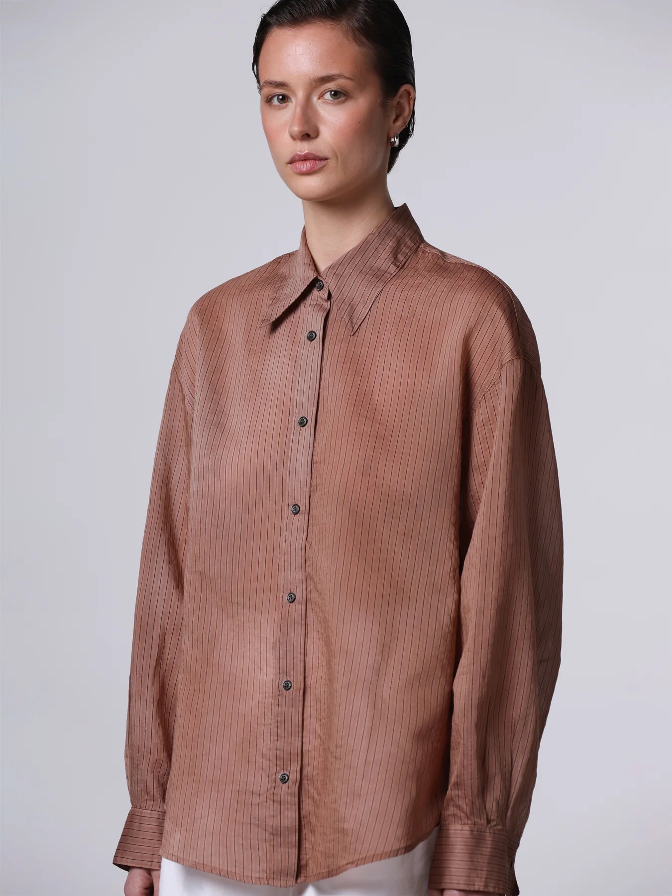 Lightweight Shirt in Brown