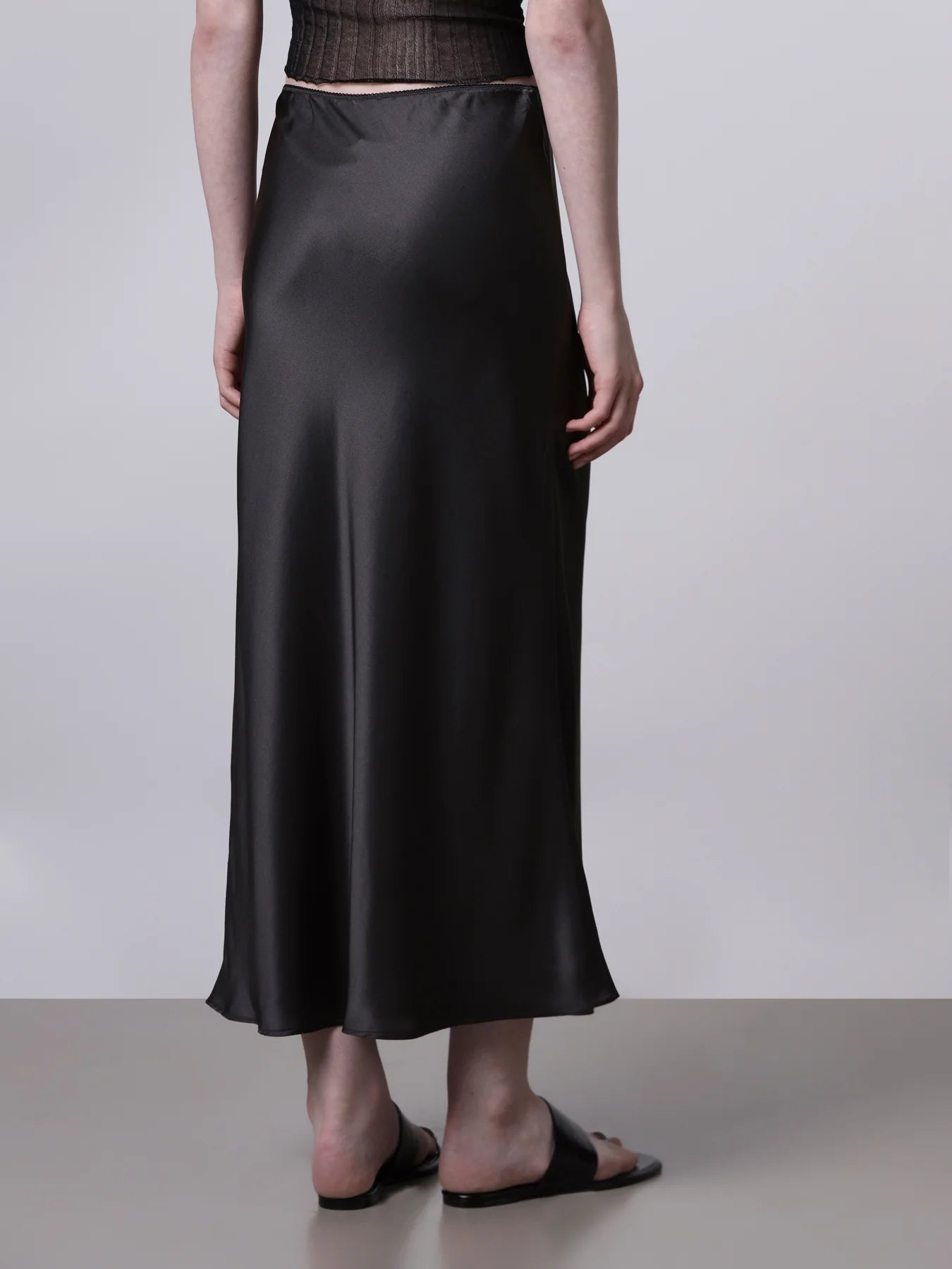 Silk Longuette Skirt in Brown