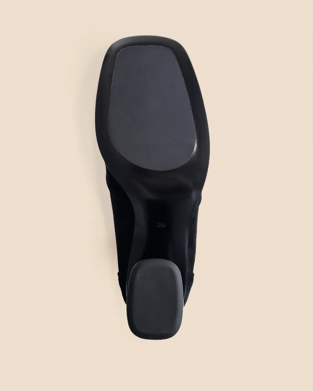 Rams Boots with Square Toe and High Heel in Black