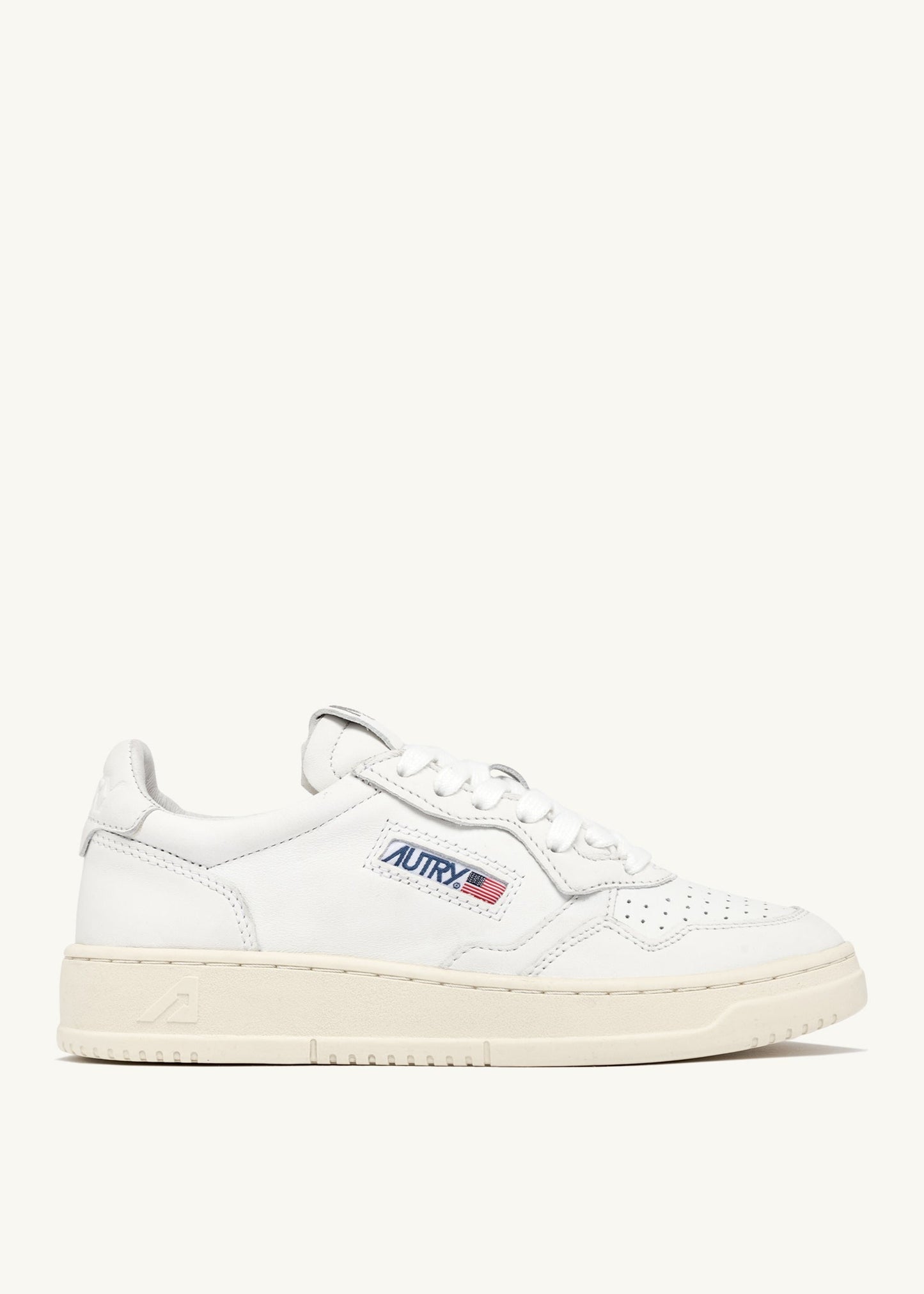 MEDALIST LOW SNEAKER WHITE - AUTRY