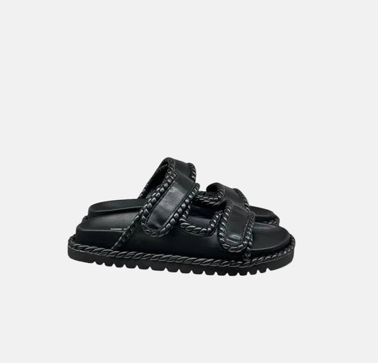 Lama Sandals in Black