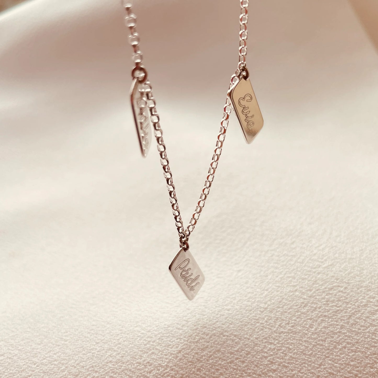 Story Bracelet with 3 Slips in Sterling Silver