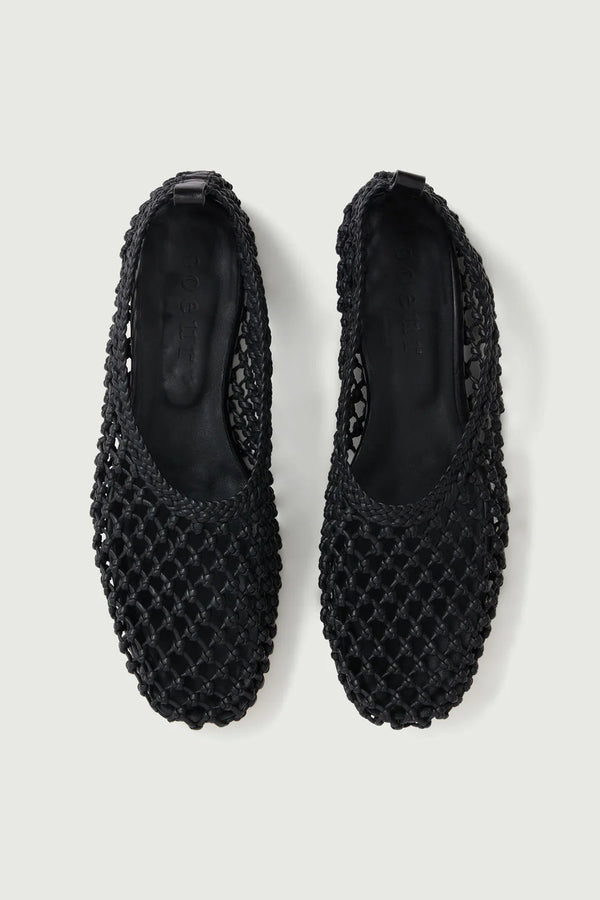 Tosca Ballet Flats in Black