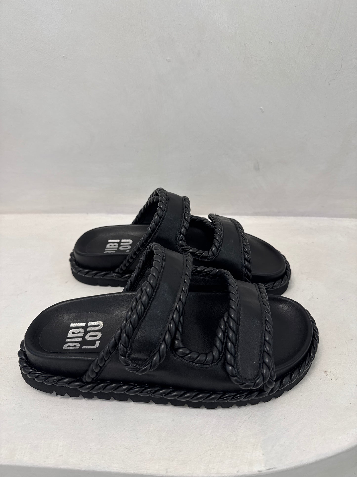 LAMA SANDALS - BLACK - BIBI LOU