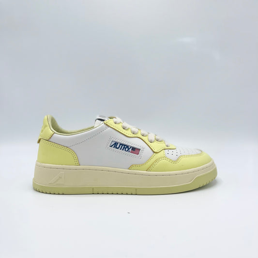 MEDALIST SNEAKER LIME - AUTRY