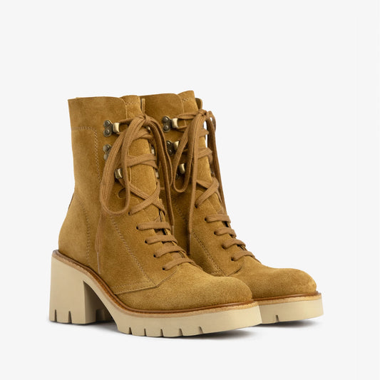 Zineta Lightweight Lace-Up Boot in Tan