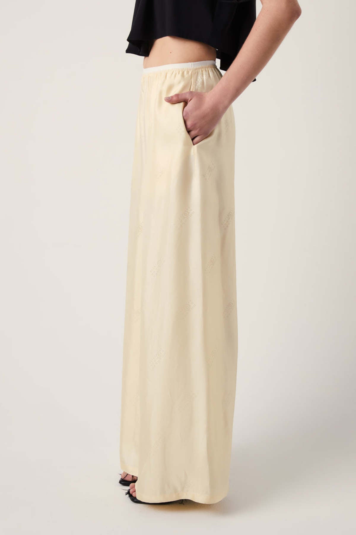 CREAM SATIN PANTS - MM6