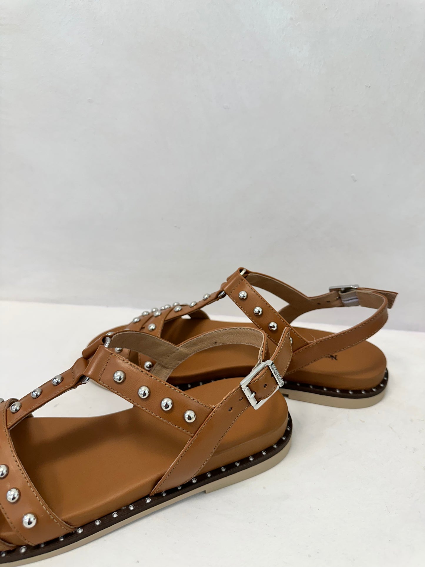 TAN LEATHER STUD FLAT SANDALS-NERO GIARDINI