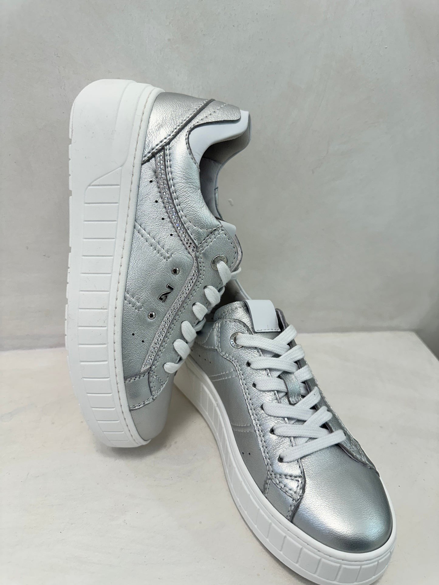 SILVER PLATFORM SNEAKER - NERO GIARDINI