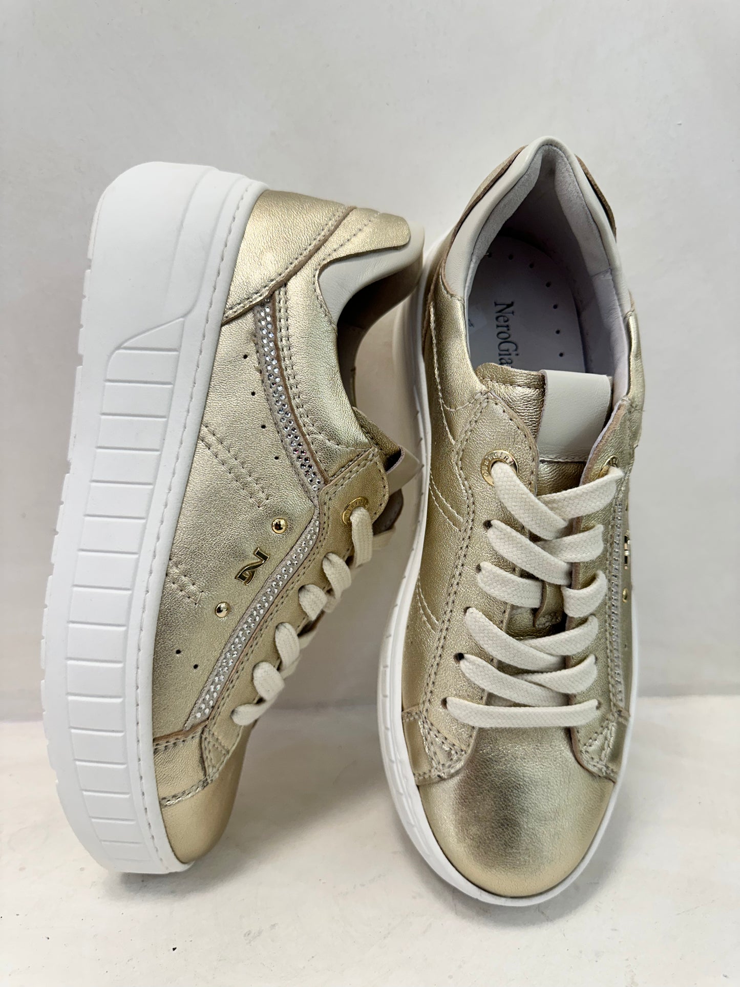 GOLD PLATFORM SNEAKER - NERO GIARDINI