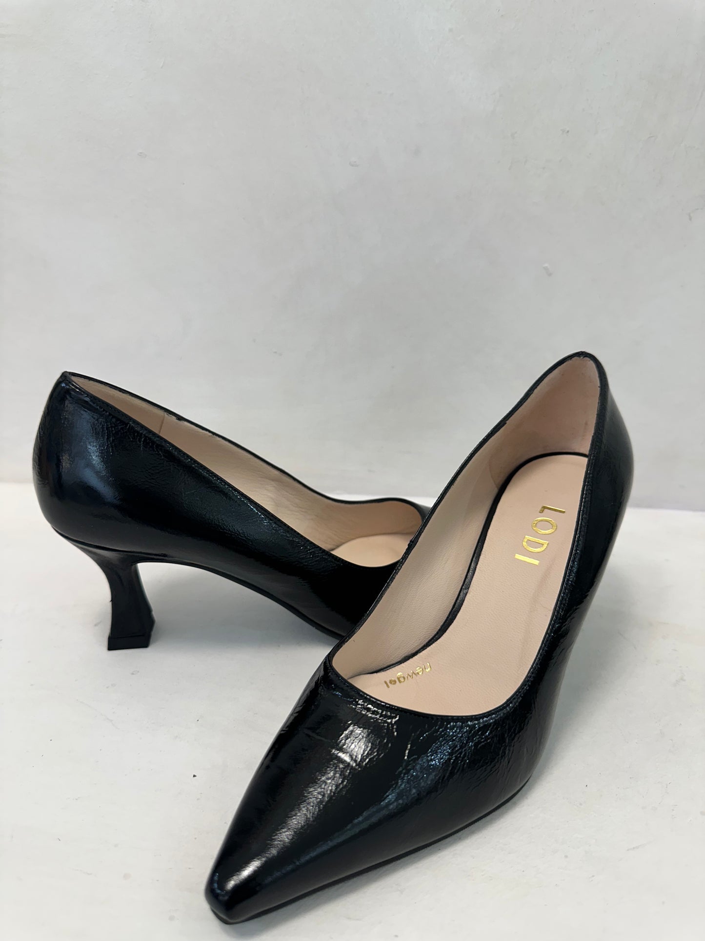 JONA MILANO BLACK - LODI