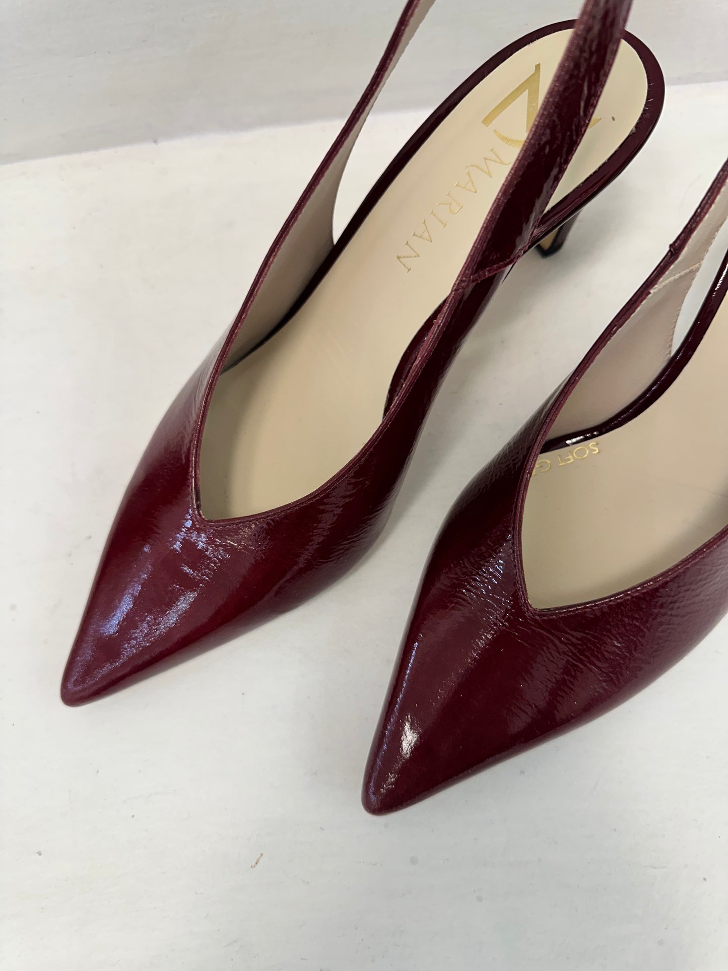 VENECIA BURGUNDY POINTY TOE HEEL- MARIAN
