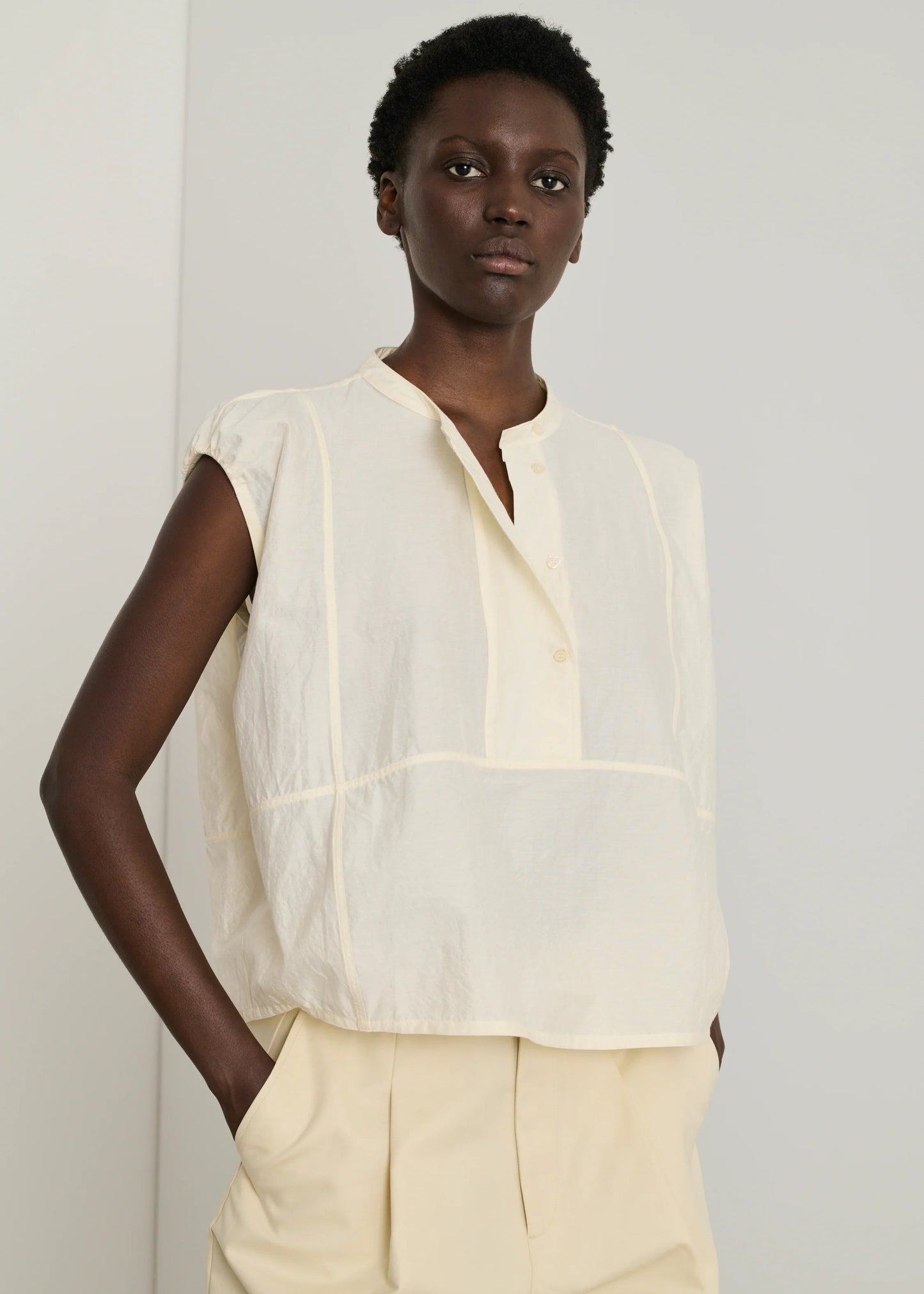 DANUBE SLEEVELESS BLOUSE - CREAM - SOEUR