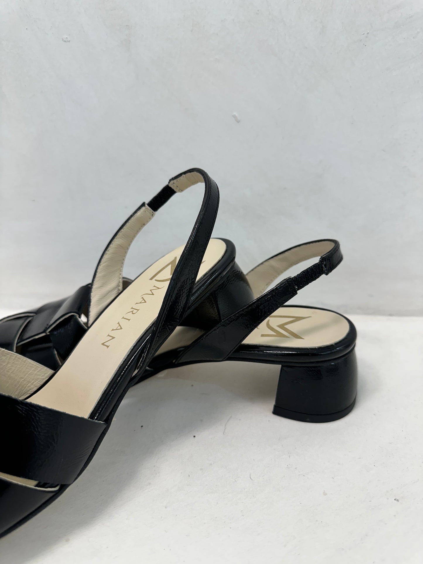 V25 JULIET NEGRO - MARIAN