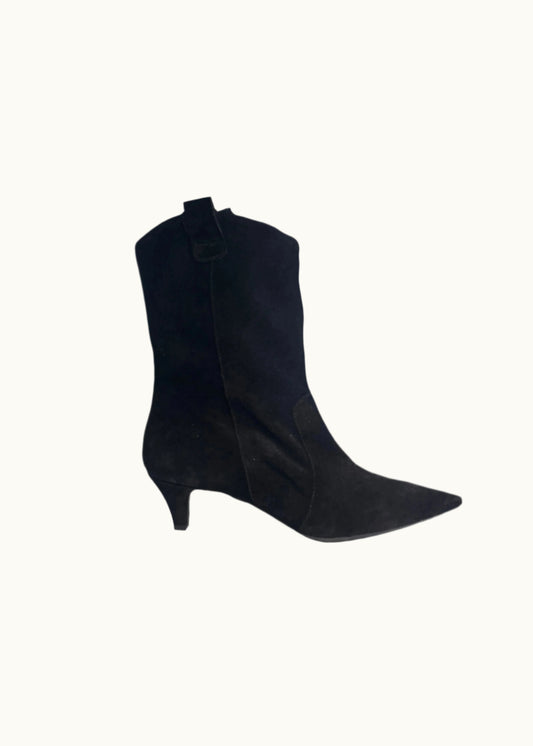 Checa Suede Pointy Toe Boot in Black