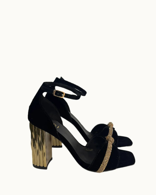 Welter Sandals in Black
