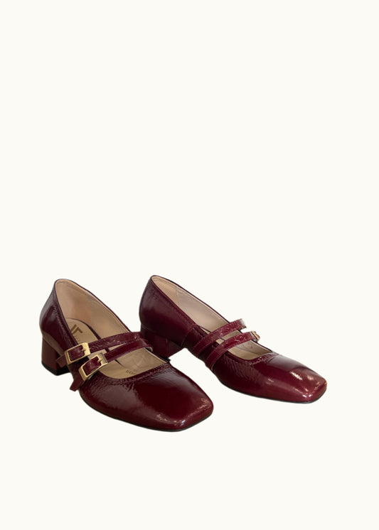 Block Heel in Burgundy