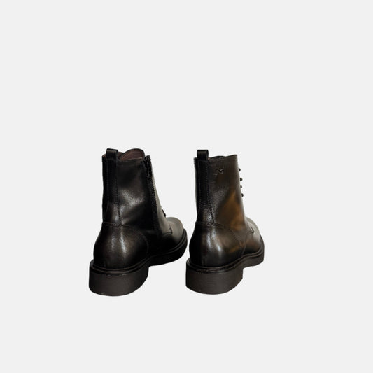 Lace Up Combat Boot in Black