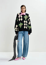 Jactori Embroidered Pullover in Black