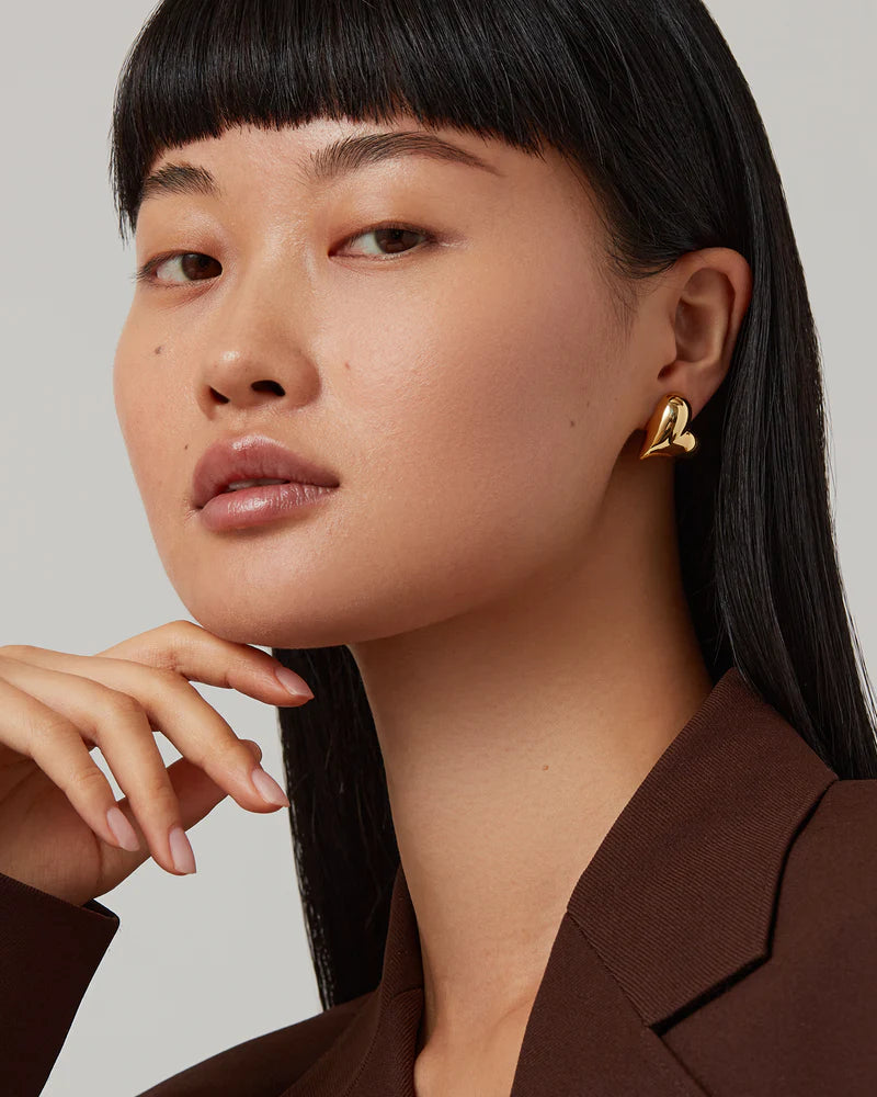 Art Heart Button Earrings in Gold