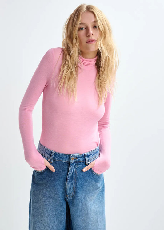 Turtleneck Sweater in Pink