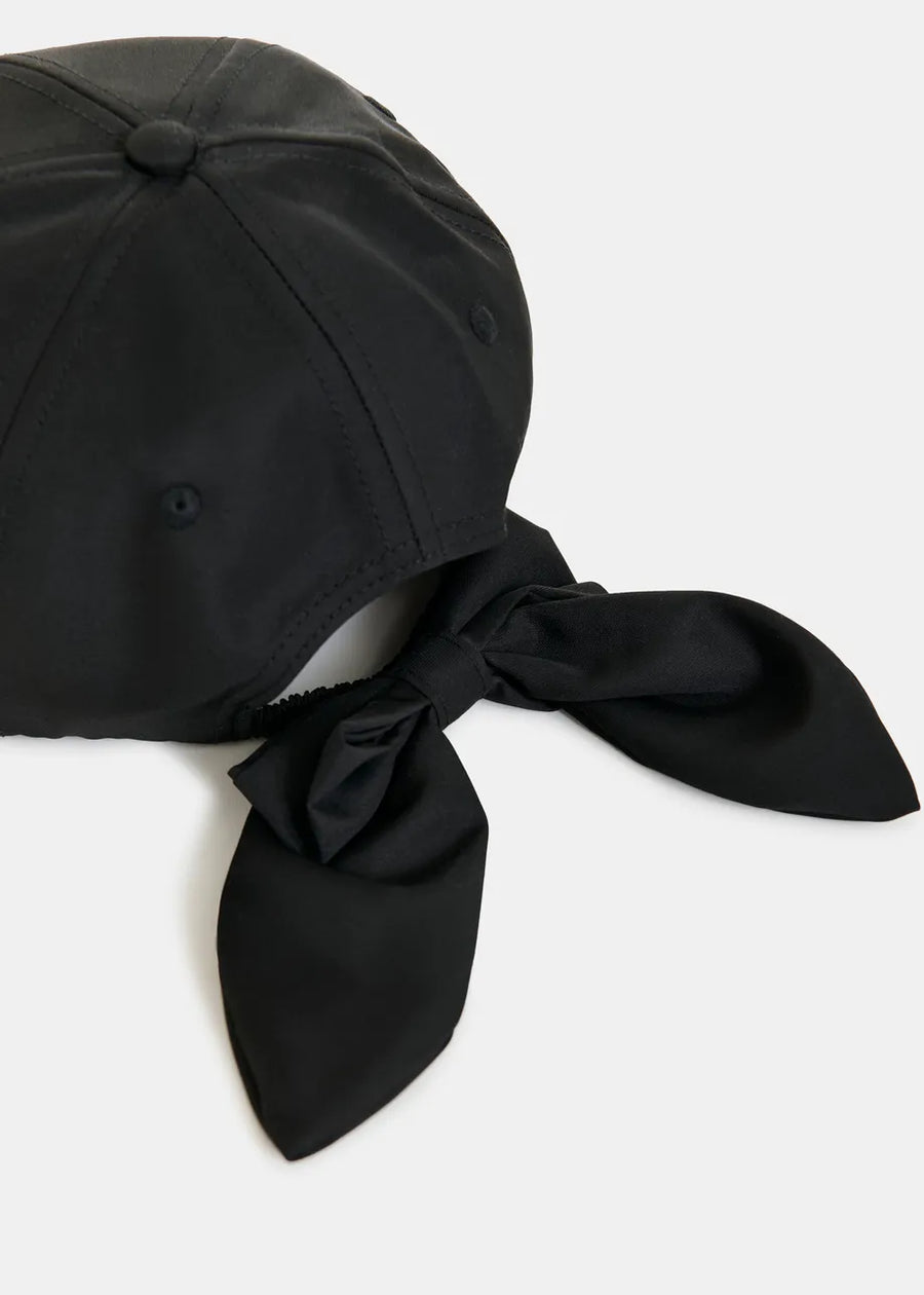 Jiny Cap with Bow in Black