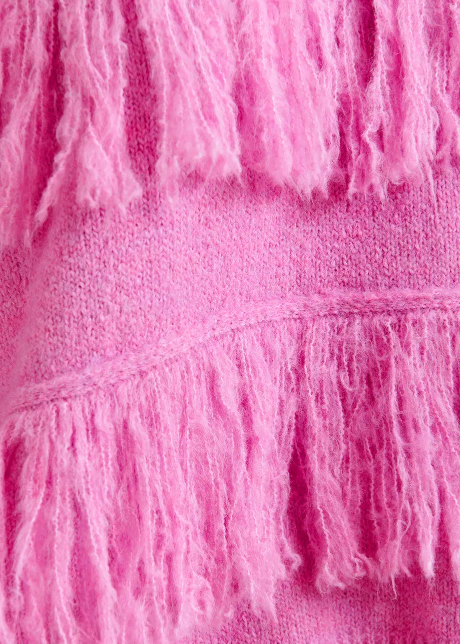 Sweater with Fringe Details in Pink