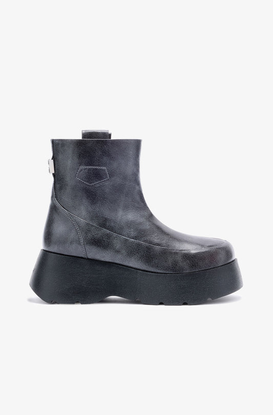 Kat Low Boots in Dark Grey
