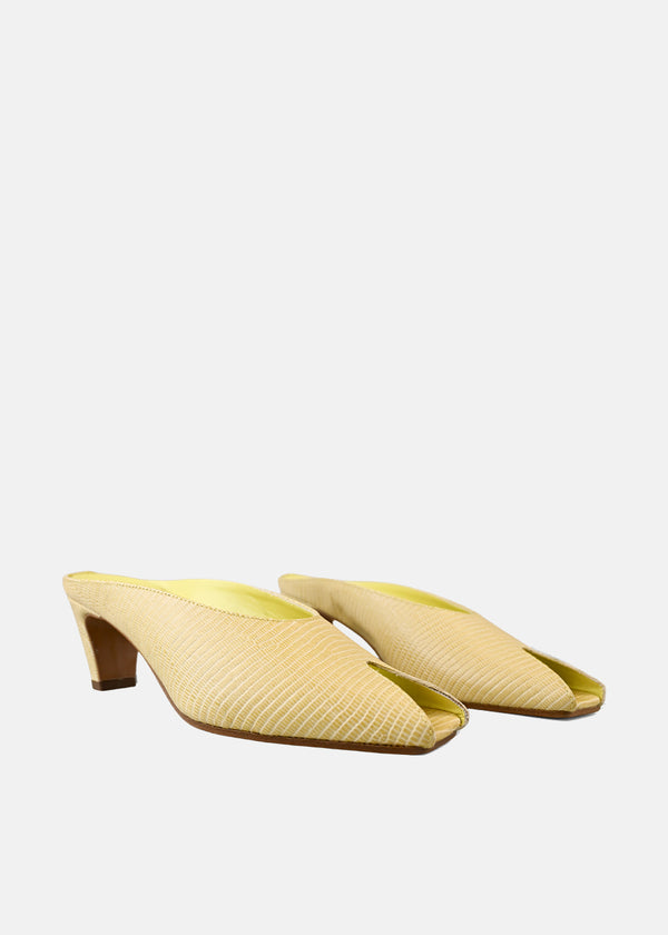 Pointed Toe Mule in Yellow Lizard
