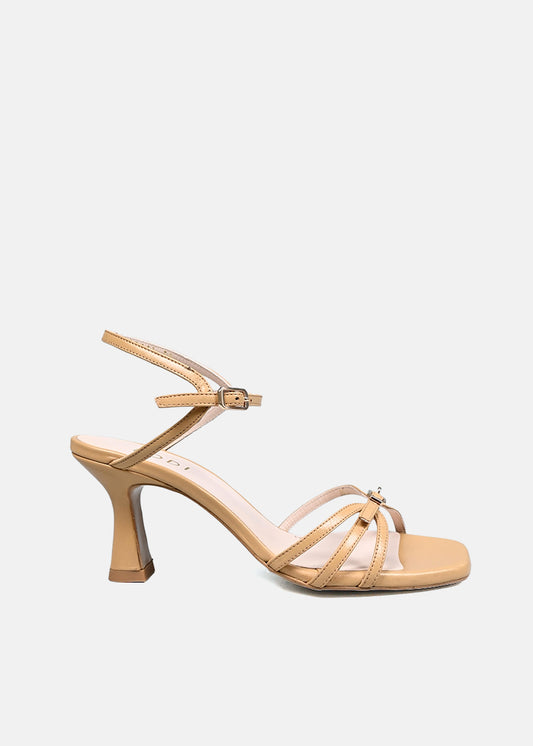 Luki Heels in Camel