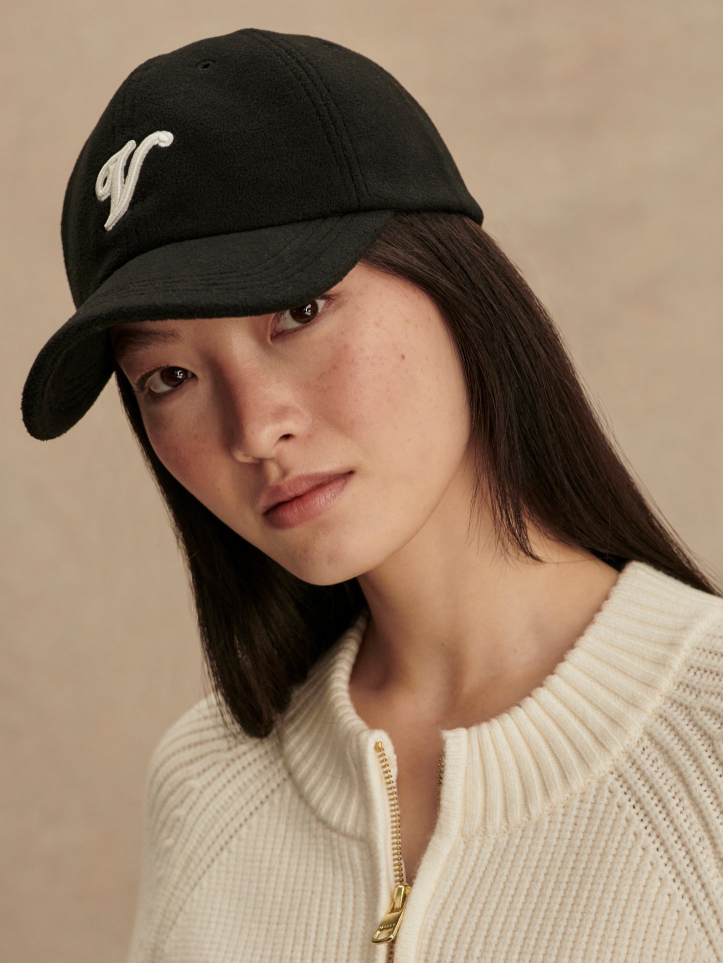 Raina Fleece Cap in Black