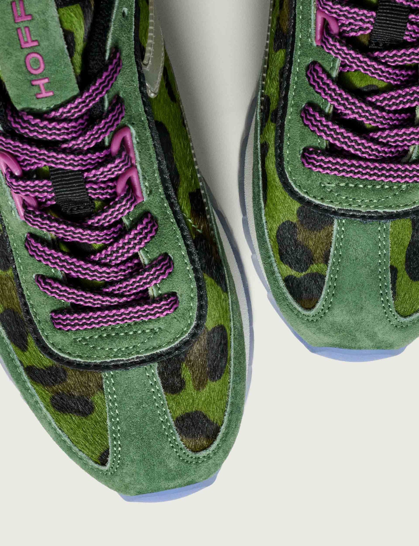 Art Sneakers in Green
