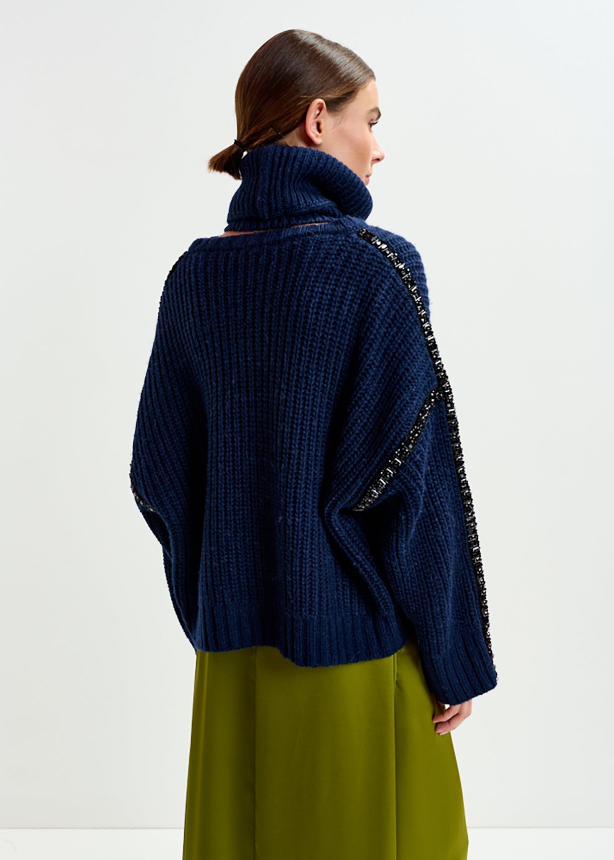 Indsay embellished pullover